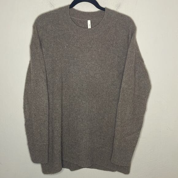 Aritzia The Group by Babaton 100% Cashmere Brown Sweater Women’s XS Soft Cozy - Picture 2 of 6